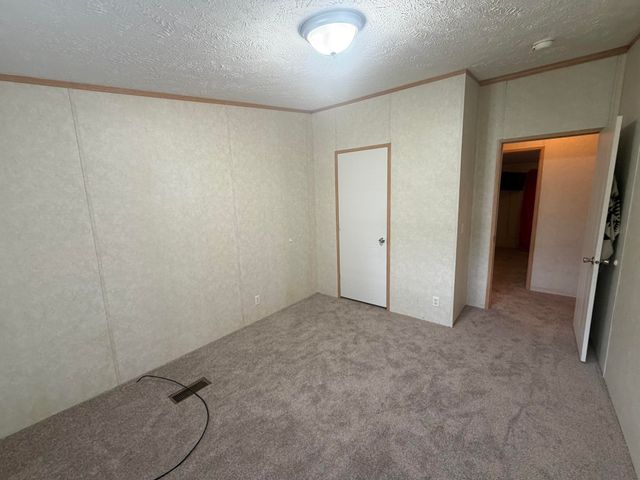 2384 McWhorter Road, London, KY 40741