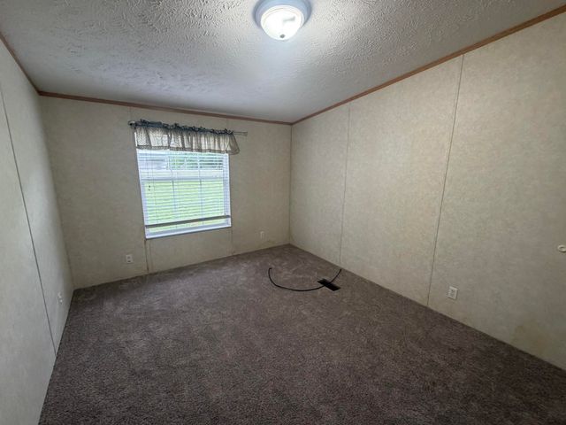 2384 McWhorter Road, London, KY 40741