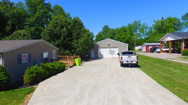 2384 McWhorter Road, London, KY 40741