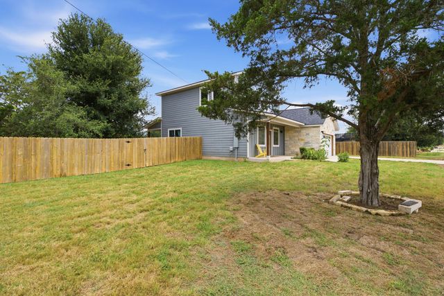 103 Waianae CT, Bastrop, TX 78602