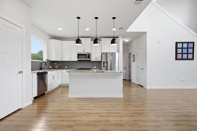 103 Waianae CT, Bastrop, TX 78602