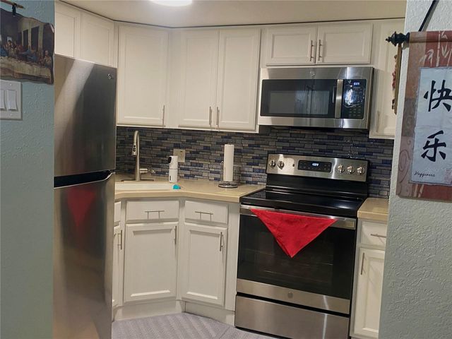 3845 S LAKE DRIVE 191, Tampa, FL 33614