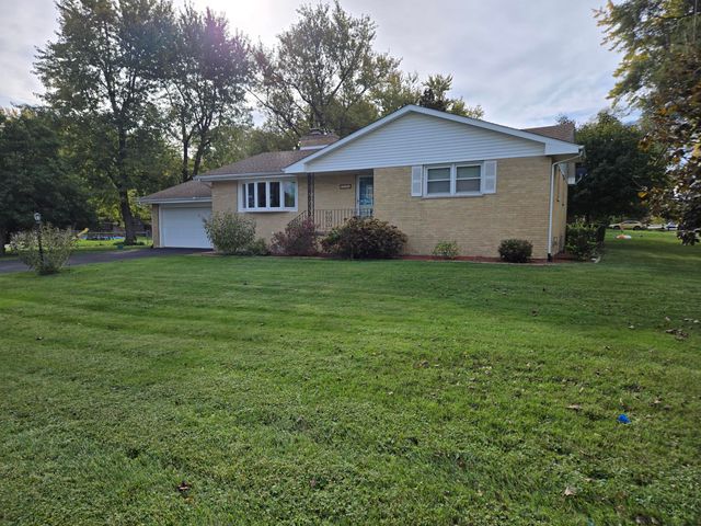 7605 W 86th Avenue, Crown Point, IN 46307