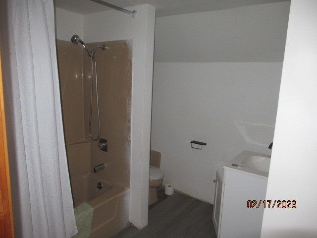 15636 N Squire Lane, Mt Vernon, IL 62864