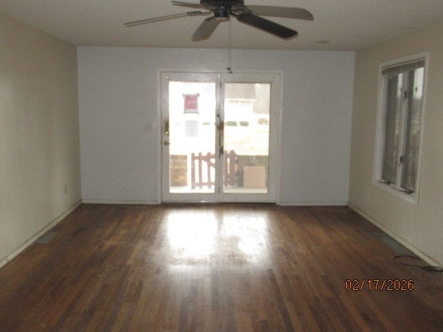 15636 N Squire Lane, Mt Vernon, IL 62864