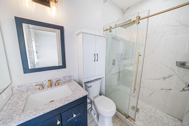 3 Windwatch Drive, Hauppauge, NY 11788