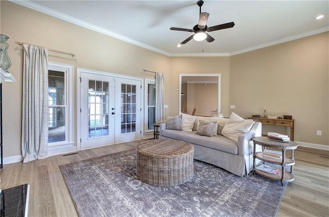 264 Boone Ford SE Road, Calhoun, GA 30701