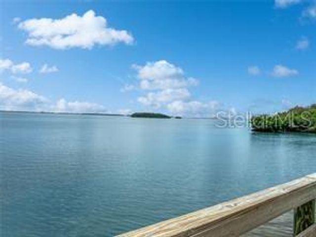 1515 PINELLAS BAYWAY S 40, St Petersburg, FL 33715