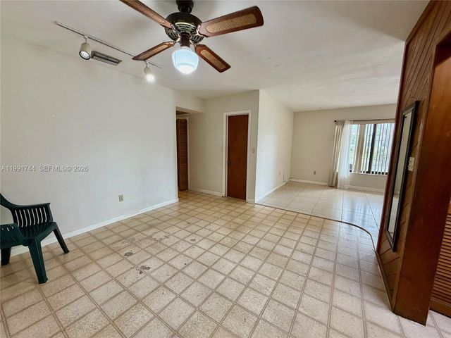 2930 SW 106th Ave, Miami, FL 33165