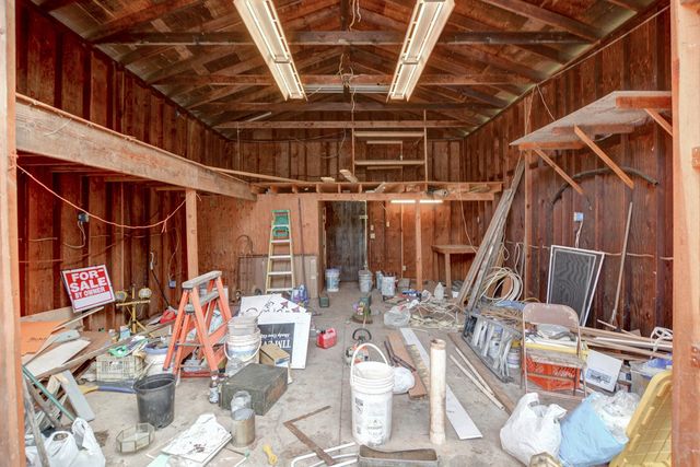 5492 Highway 227, Trail, OR 97541