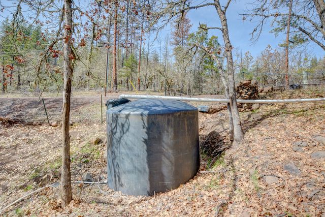 5492 Highway 227, Trail, OR 97541