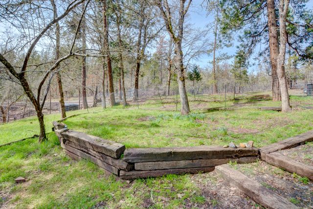 5492 Highway 227, Trail, OR 97541