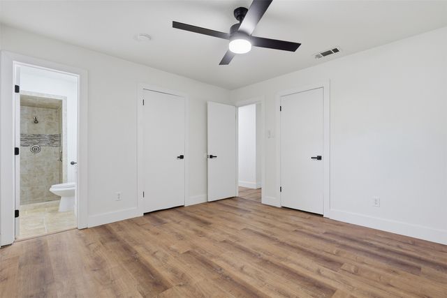 318 NE Michael Drive, Burleson, TX 76028