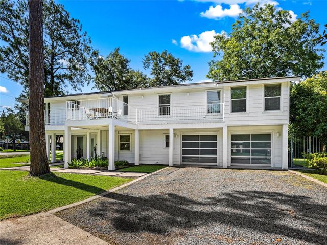 432 Glen Cove Street, Kemah, TX 77565