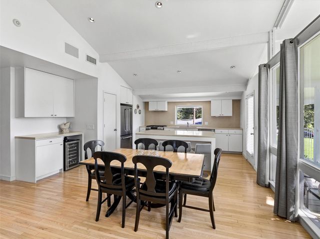 432 Glen Cove Street, Kemah, TX 77565