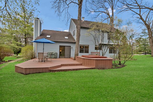 713 Hackberry Court, Bartlett, IL 60103