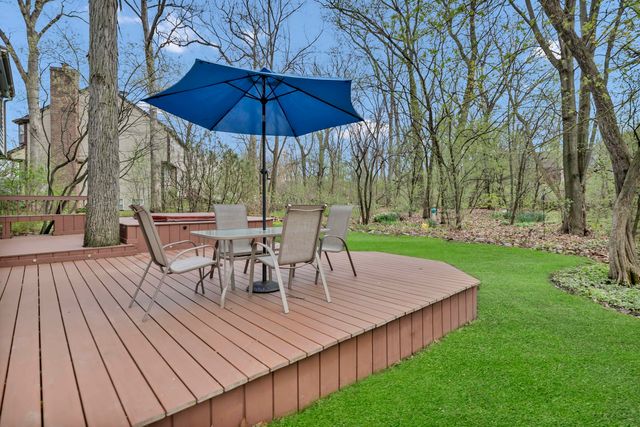 713 Hackberry Court, Bartlett, IL 60103