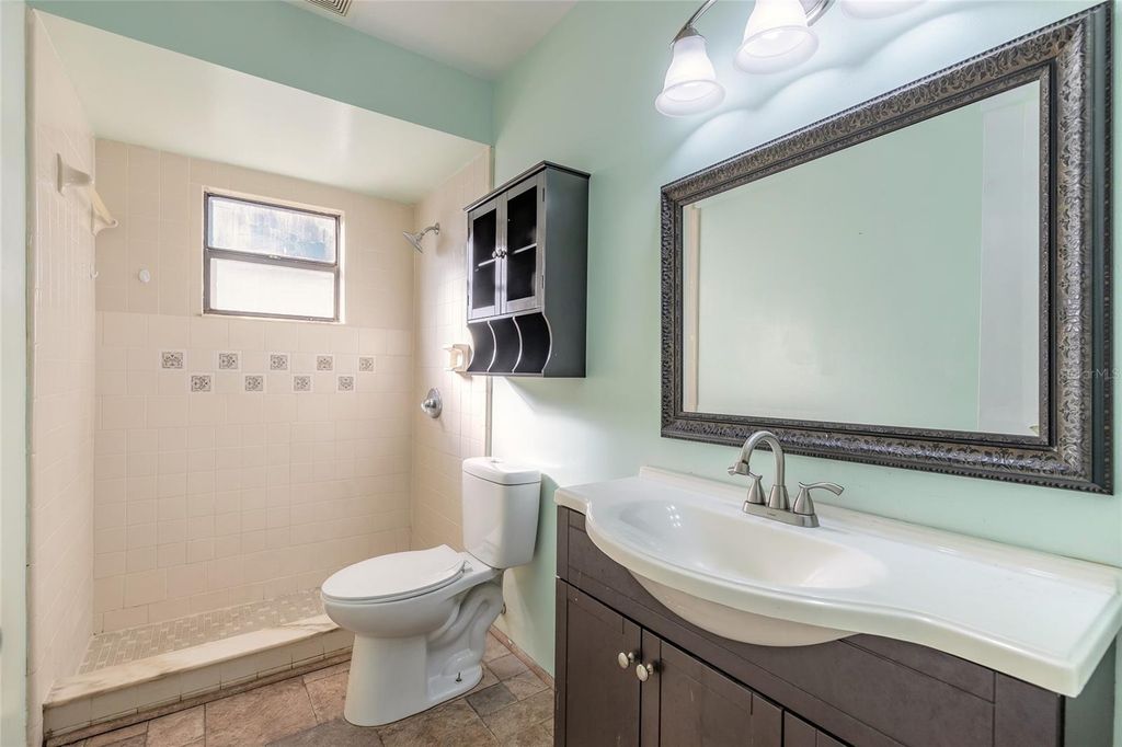 Image 24 of property listing at 1210 MELLISA DRIVE, Port Orange, FL 32129