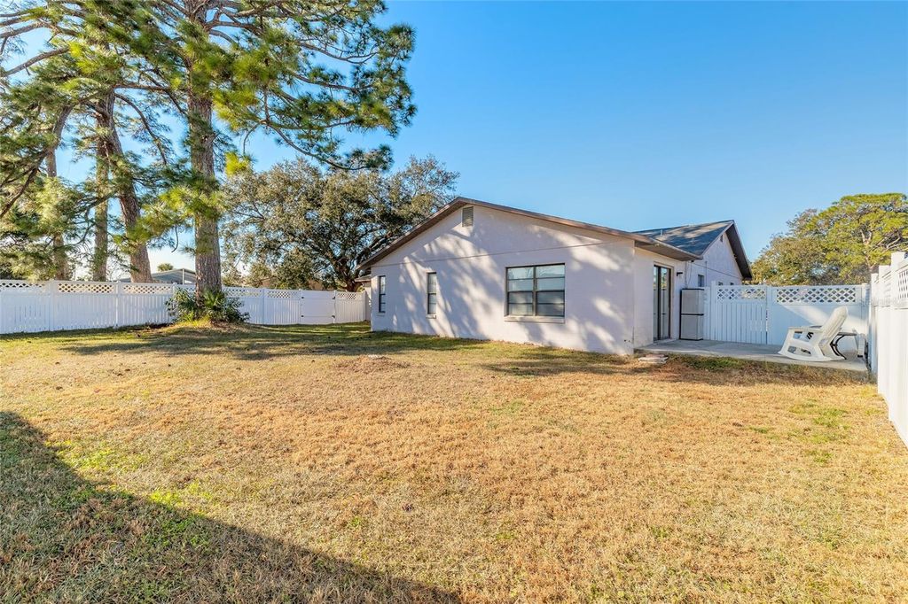 Image 28 of property listing at 1210 MELLISA DRIVE, Port Orange, FL 32129