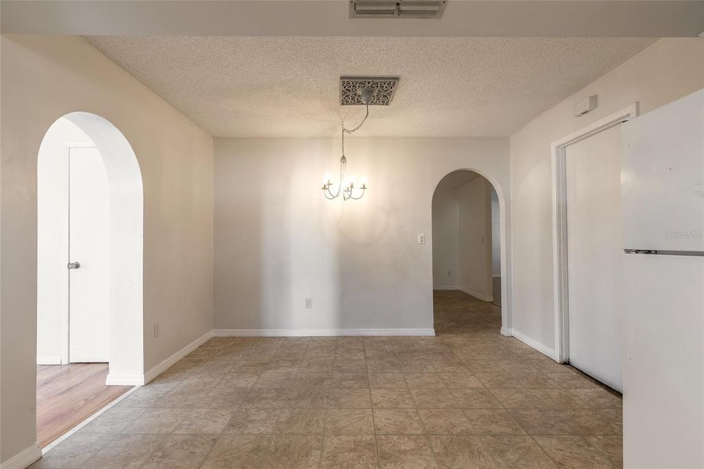 Image 9 of property listing at 1210 MELLISA DRIVE, Port Orange, FL 32129