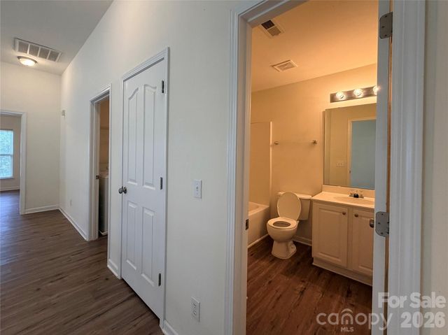 10968 Princeton Village Drive, Charlotte, NC 28277