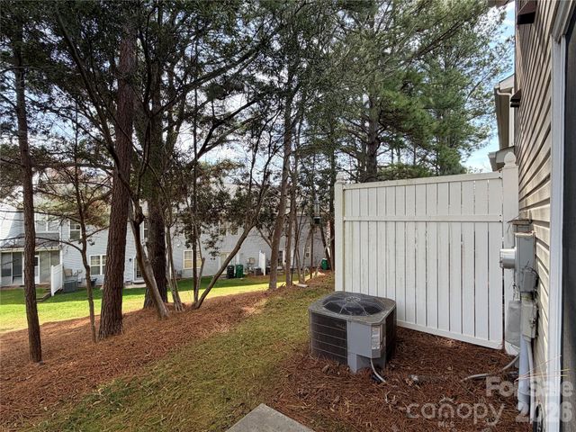 10968 Princeton Village Drive, Charlotte, NC 28277