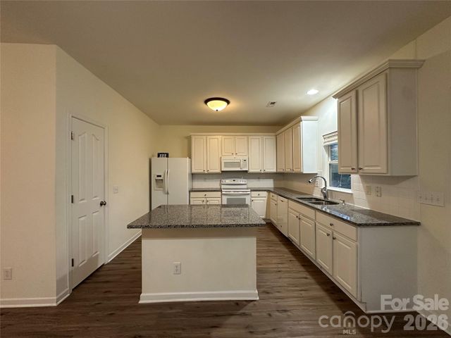 10968 Princeton Village Drive, Charlotte, NC 28277