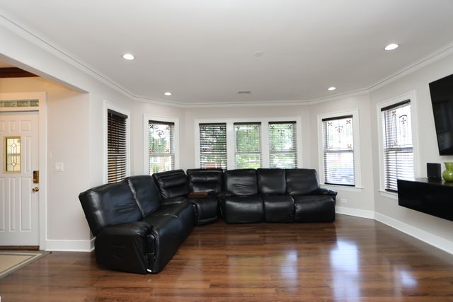4617 W Montana Street, Chicago, IL 60639
