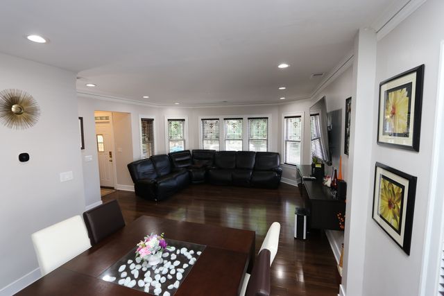 4617 W Montana Street, Chicago, IL 60639