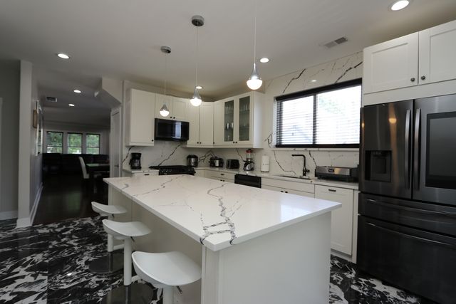 4617 W Montana Street, Chicago, IL 60639