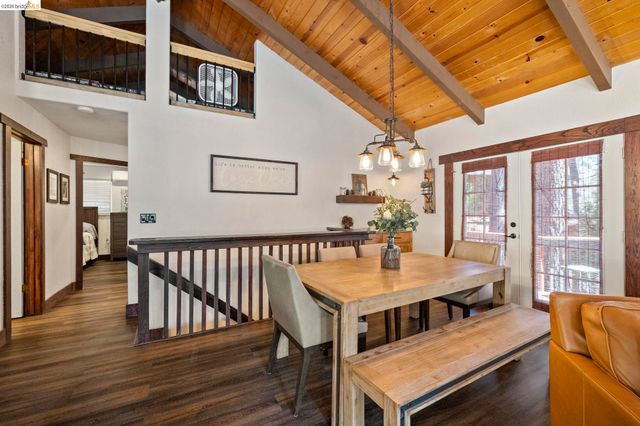 19824 Pine Mountain Dr, Groveland, CA 95321