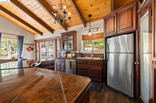 19824 Pine Mountain Dr, Groveland, CA 95321