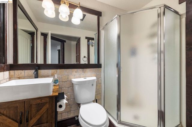 19824 Pine Mountain Dr, Groveland, CA 95321