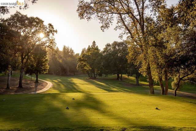 19824 Pine Mountain Dr, Groveland, CA 95321