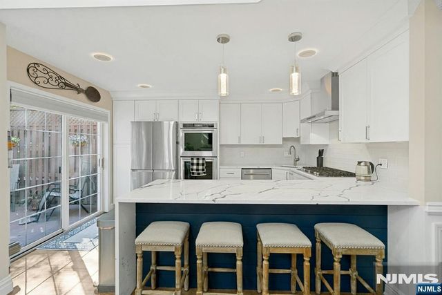 489 Green Mountain Road, Mahwah, NJ 07430