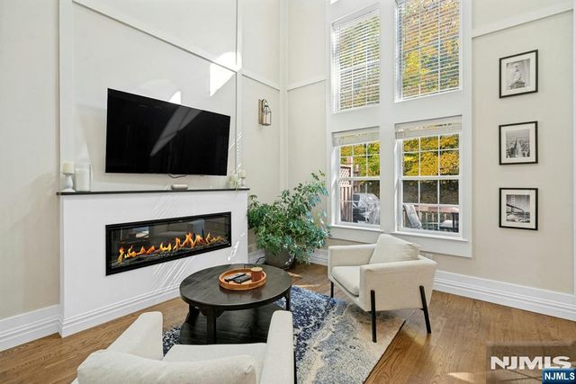 489 Green Mountain Road, Mahwah, NJ 07430