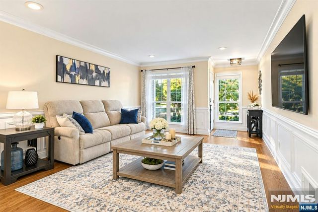 489 Green Mountain Road, Mahwah, NJ 07430