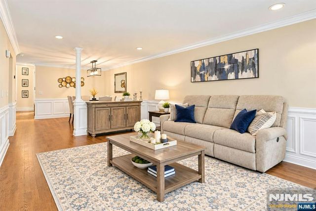 489 Green Mountain Road, Mahwah, NJ 07430
