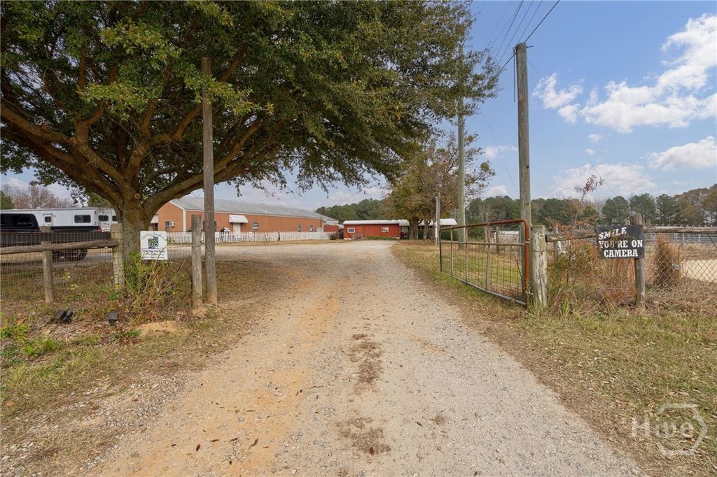 Image 12 of property listing at 2161 Union Church Road, Bishop, GA 30621