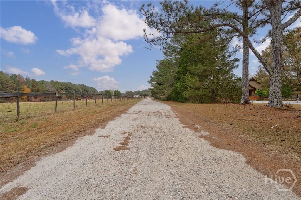 Image 6 of property listing at 2161 Union Church Road, Bishop, GA 30621