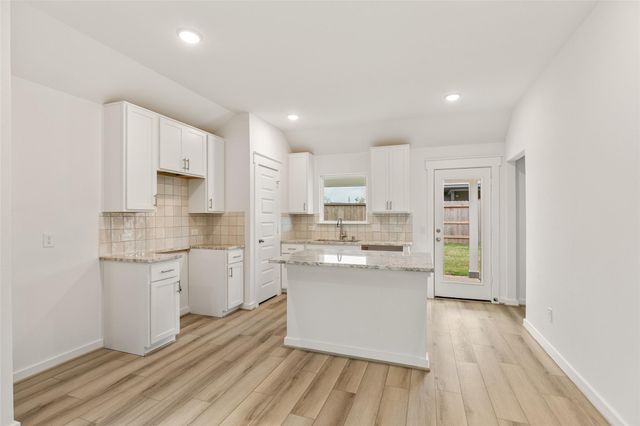 4558 Pinehurst Trace Drive, Pinehurst, TX 77362