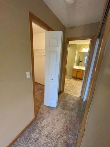 5205 Oriole Drive 43, Farmington, MN 55024
