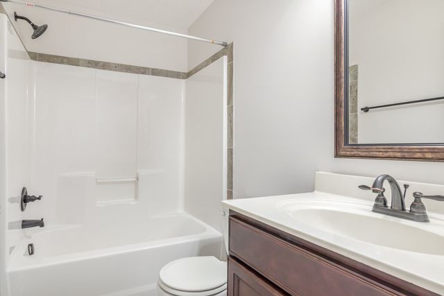 369 Abeline Dr, Clarksville, TN 37043