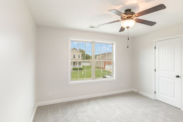 369 Abeline Dr, Clarksville, TN 37043