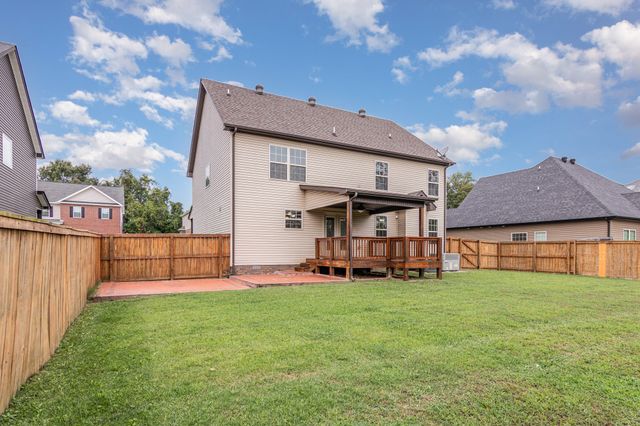 369 Abeline Dr, Clarksville, TN 37043