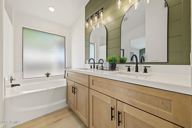 14904 W HONEYSUCKLE Lane, Surprise, AZ 85374