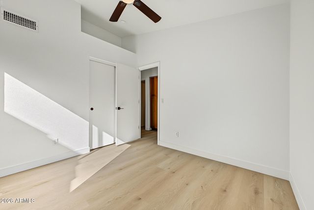 14904 W HONEYSUCKLE Lane, Surprise, AZ 85374