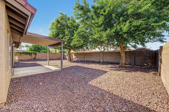 14904 W HONEYSUCKLE Lane, Surprise, AZ 85374