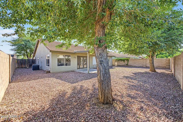 14904 W HONEYSUCKLE Lane, Surprise, AZ 85374
