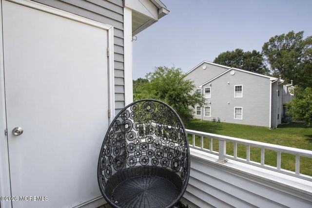 12 Hackamore Court, Tinton Falls, NJ 07753